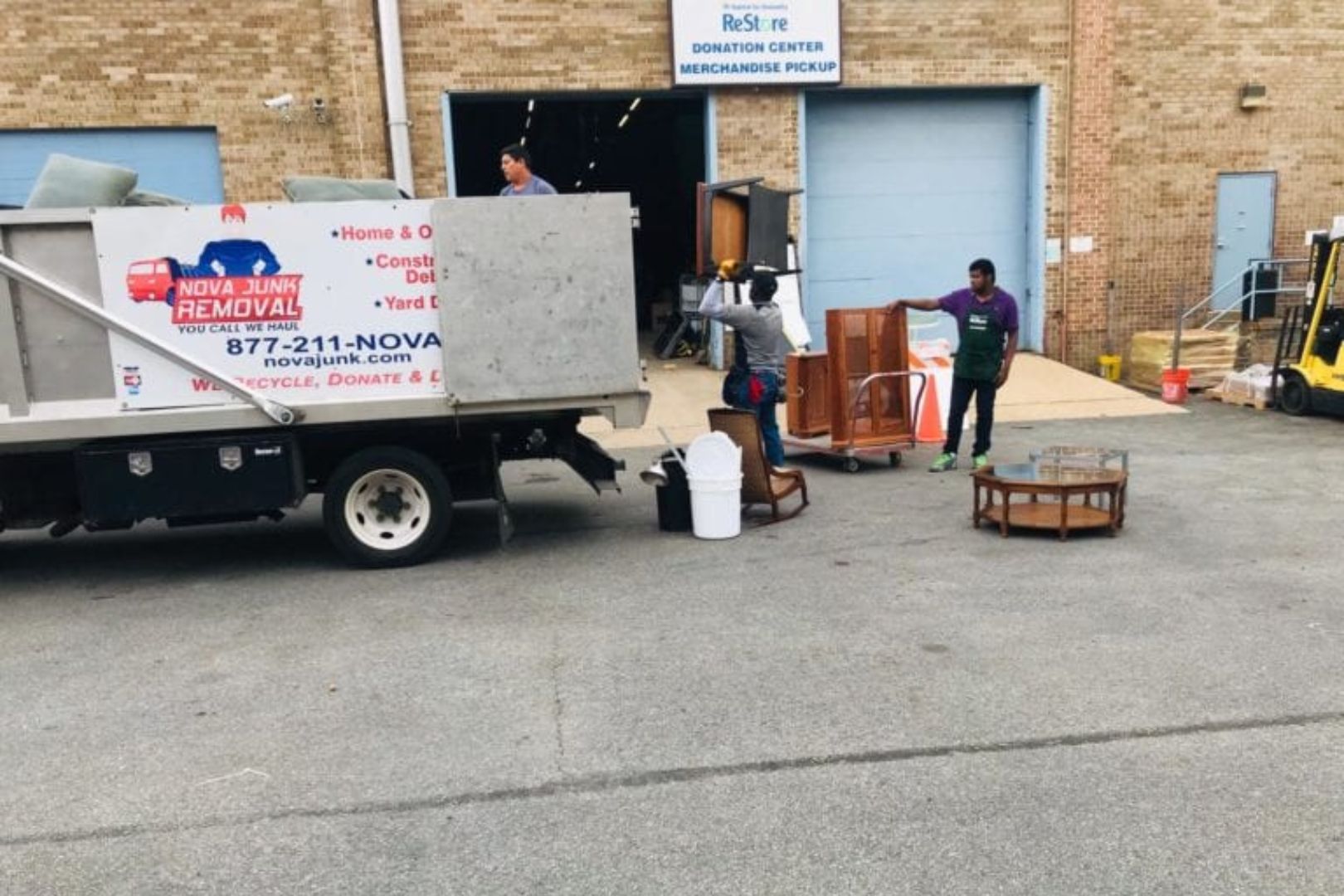 Nova Junk provides junk removal services to homes and businesses in Alexandria, Virginia